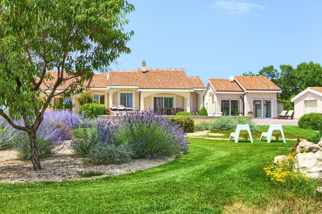Villa Gardena Vrh  Exteriér fotografie