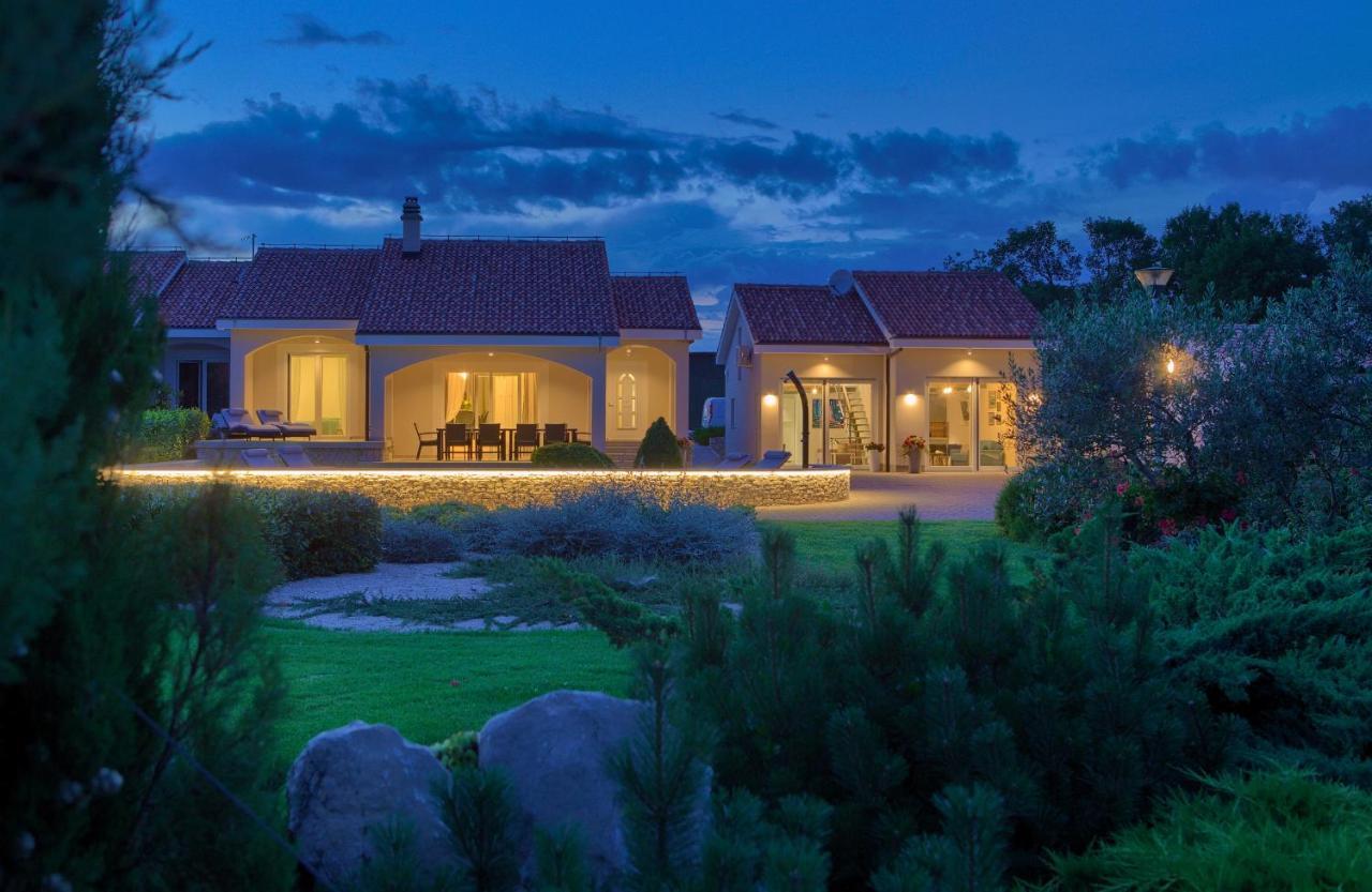 Villa Gardena Vrh  Exteriér fotografie
