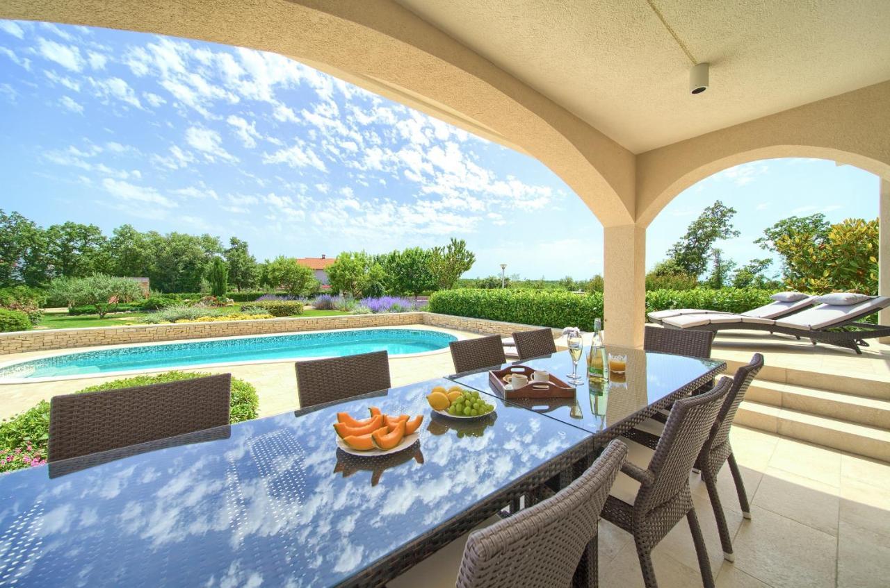 Villa Gardena Vrh  Exteriér fotografie