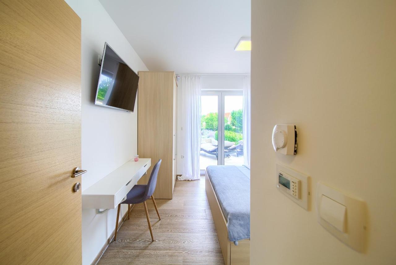 Villa Gardena Vrh  Exteriér fotografie