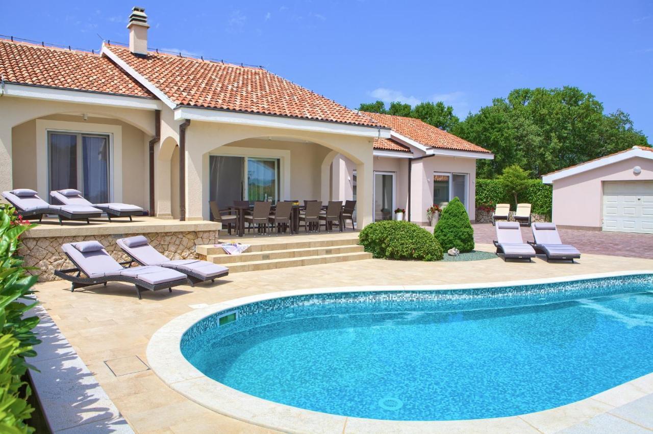 Villa Gardena Vrh  Exteriér fotografie