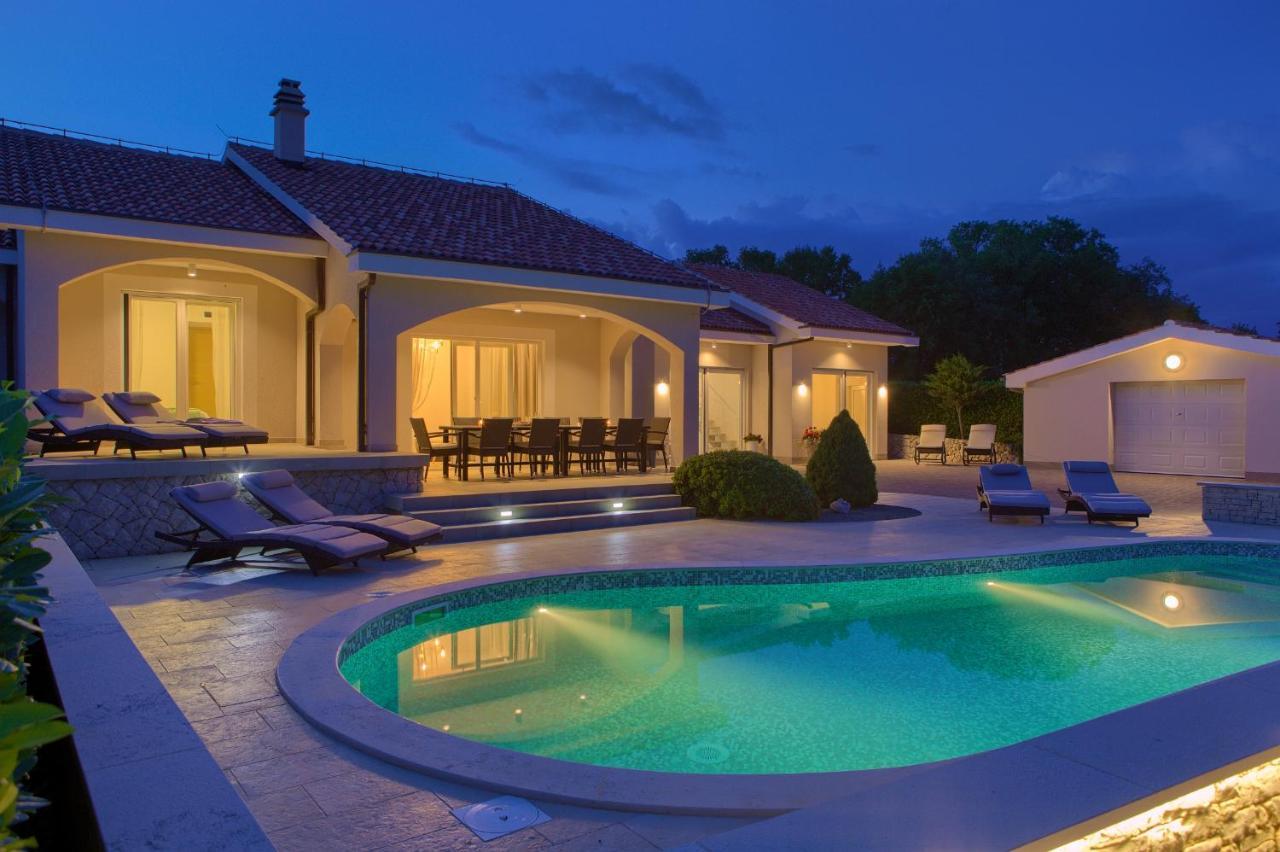 Villa Gardena Vrh  Exteriér fotografie